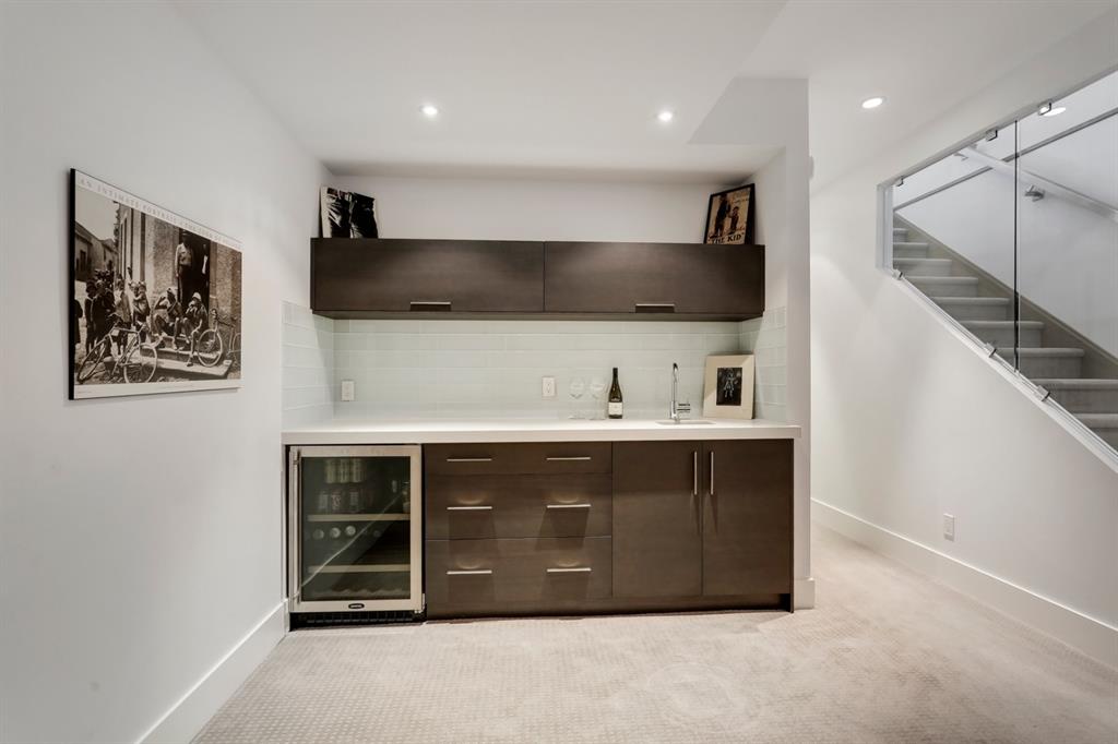 2112 29 Avenue SW, Calgary