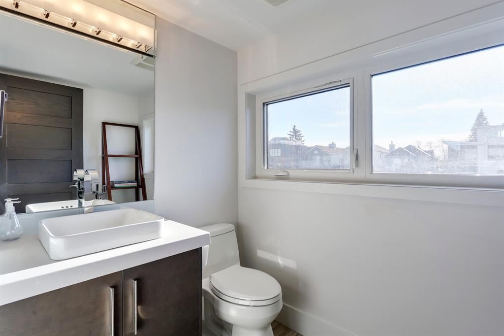 2112 29 Avenue SW, Calgary