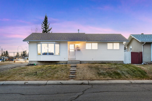403 Forest Way SE, Calgary