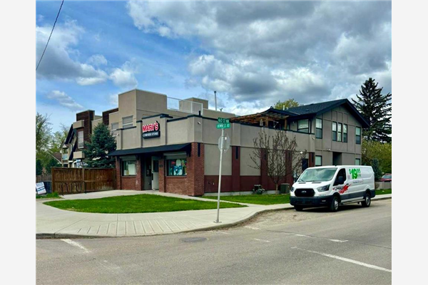 6104 Bowness Road NW, Calgary