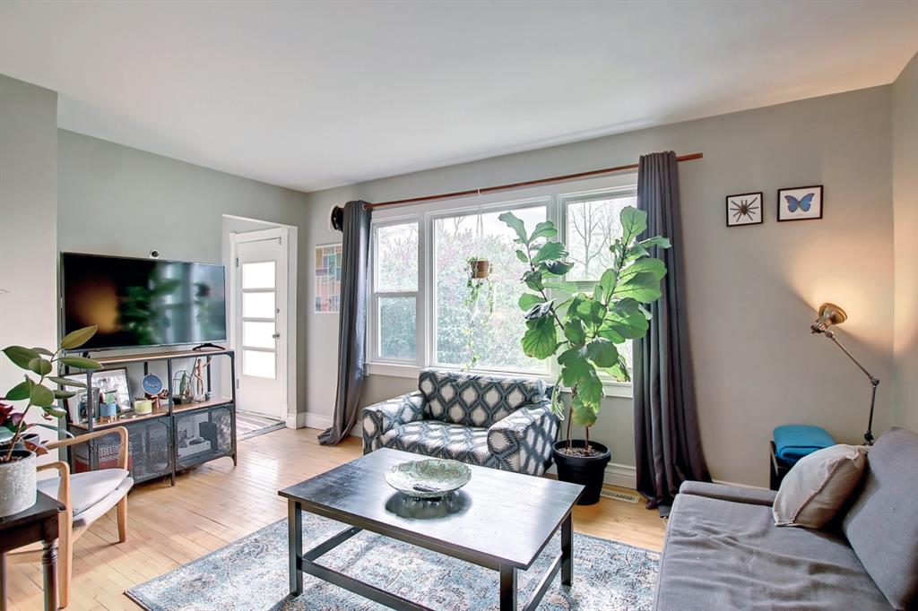 Listing A1220692 - Large Photo # 4