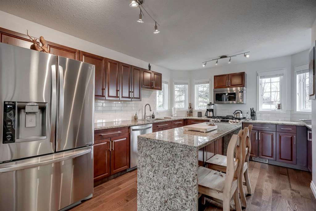 Listing A1220941 - Large Photo # 35
