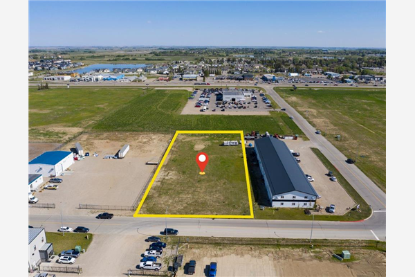 405 CANAL Boulevard, Strathmore