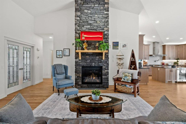 204042 Range Road 251, Mossleigh