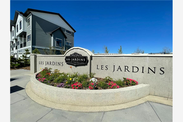255 Les Jardins Park SE, Calgary