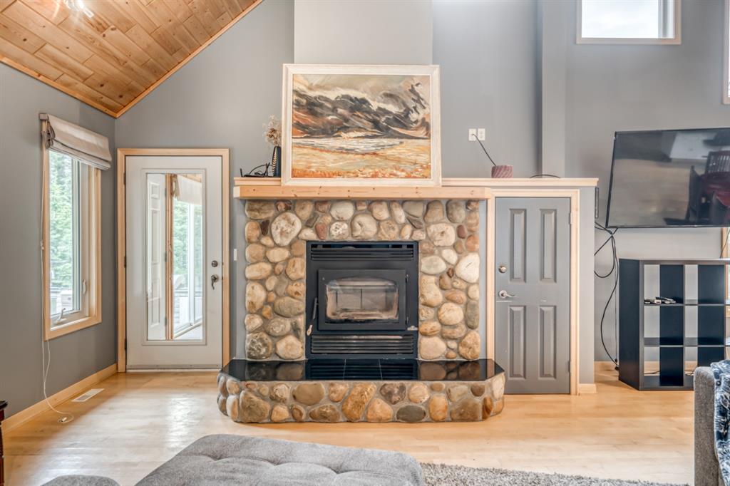 Listing A1234506 - Large Photo # 14