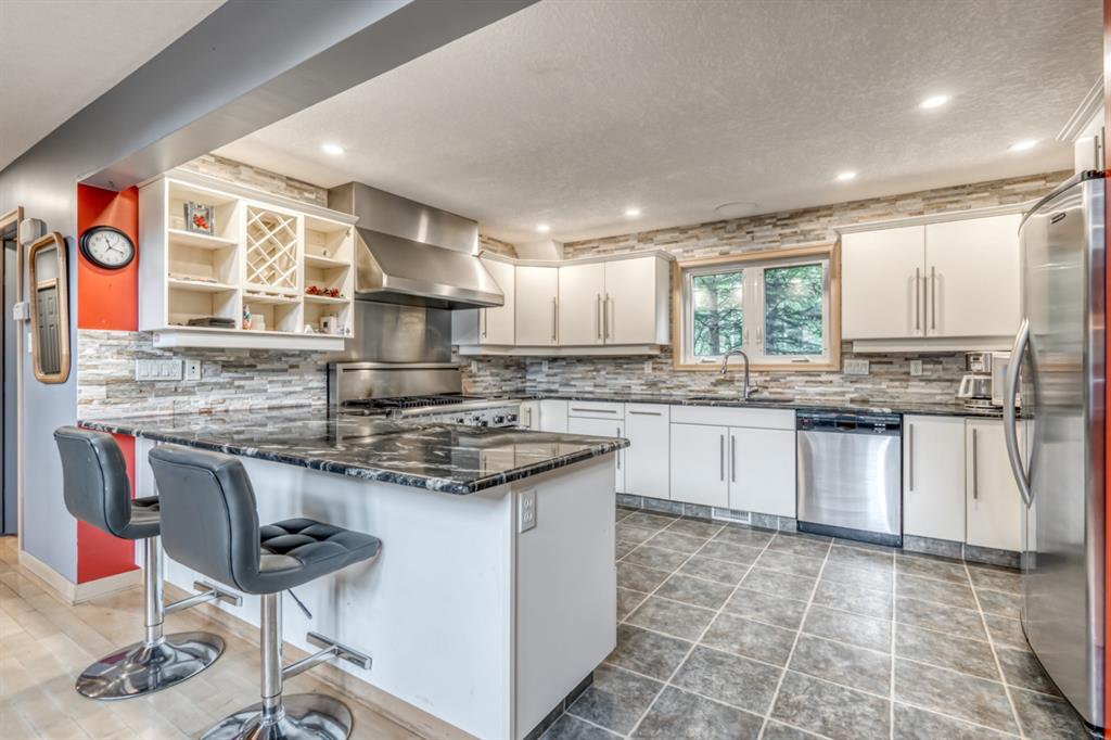 Listing A1234506 - Large Photo # 11