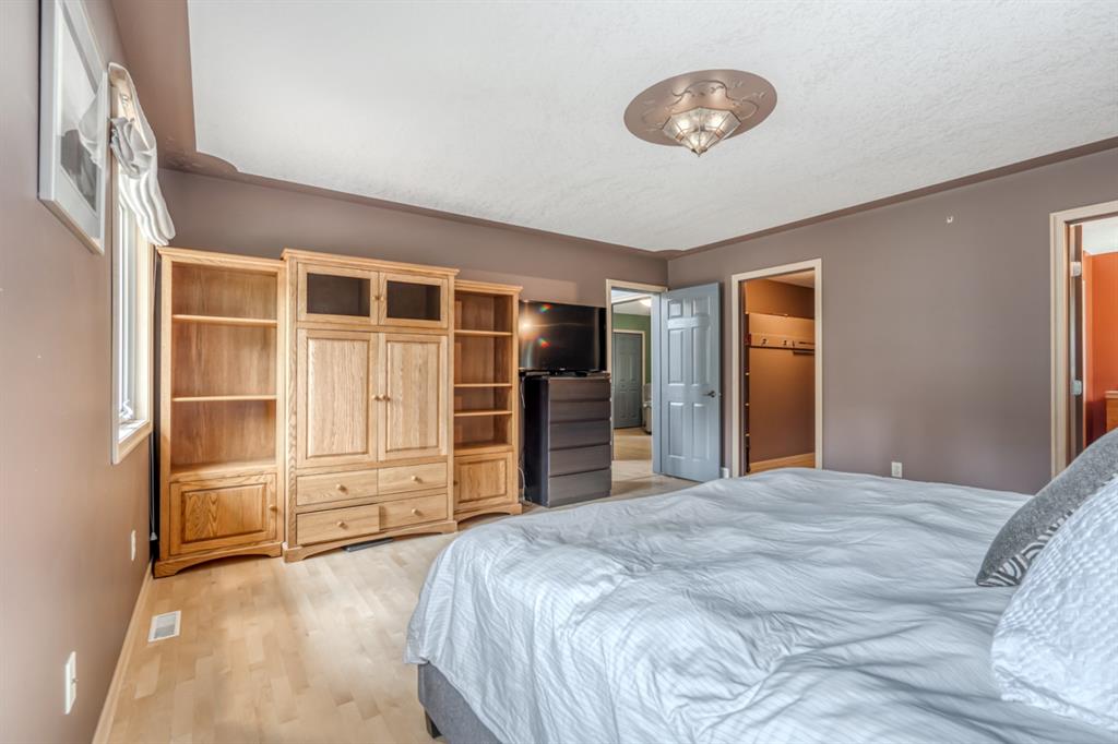 Listing A1234506 - Large Photo # 20