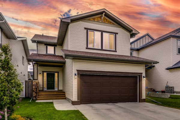 274 Reunion Gardens NW, Airdrie