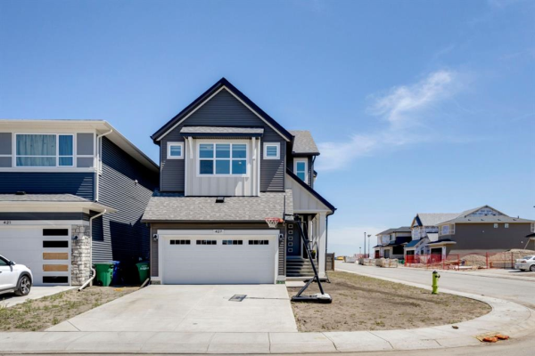427 Lawthorn Way SE, Airdrie