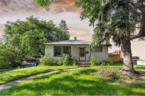 410 29 Avenue NE, Calgary