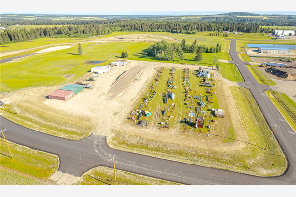 #116-32532 RR42, Rural Mountain View County