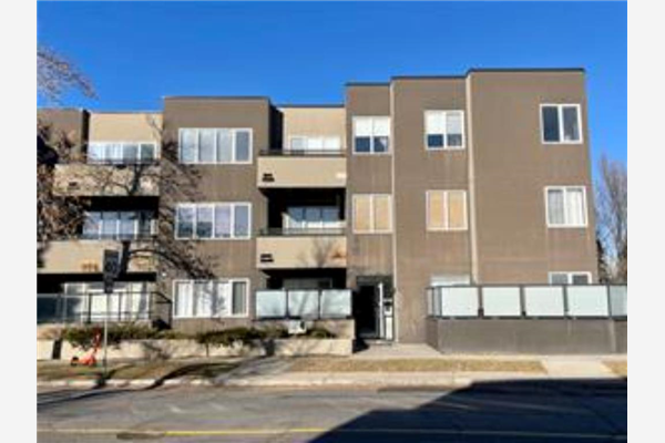 320 12 Avenue NE, Calgary