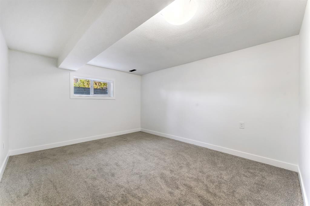Listing A1256493 - Large Photo # 18