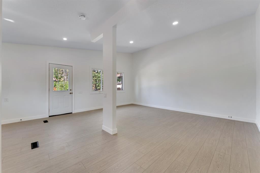Listing A1256493 - Large Photo # 6