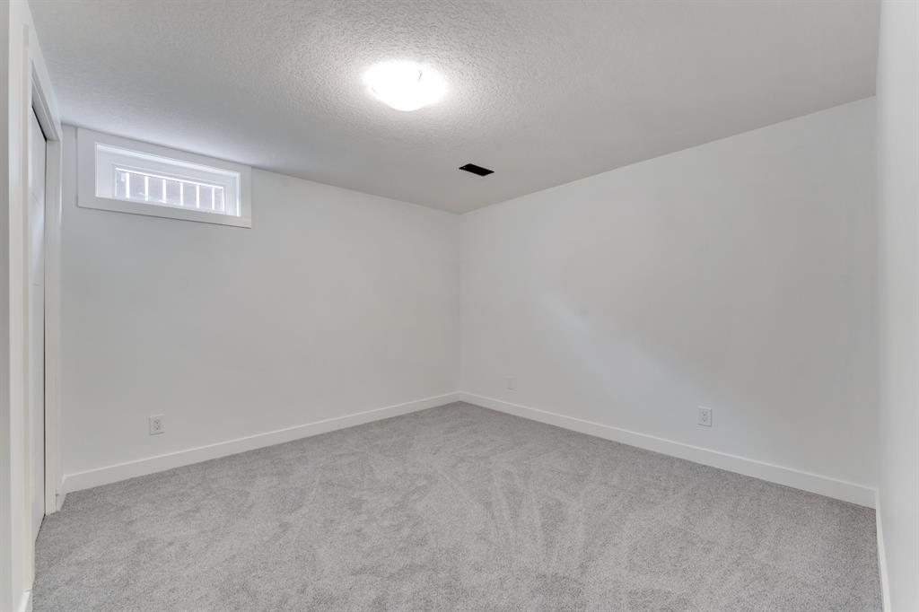 Listing A1256493 - Large Photo # 20