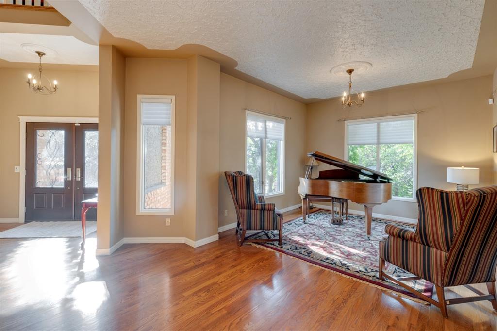 Listing A1256674 - Large Photo # 2