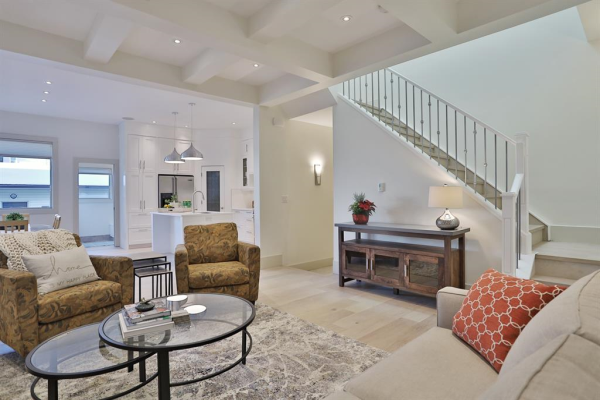 2011 31 Street SW, Calgary