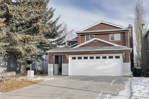 2832 Signal Hill Heights SW, Calgary