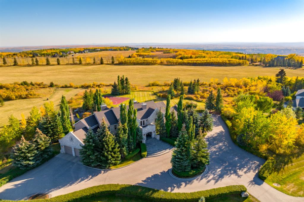 201 Pinnacle Ridge Place, Rural Rocky View County