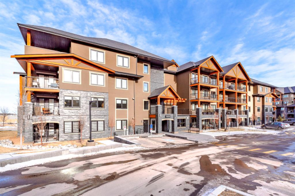 450 Kincora Glen Road NW, Calgary