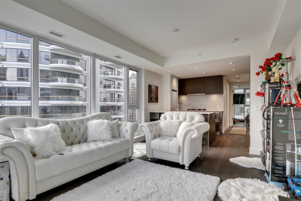 1025 5 Avenue SW, Calgary