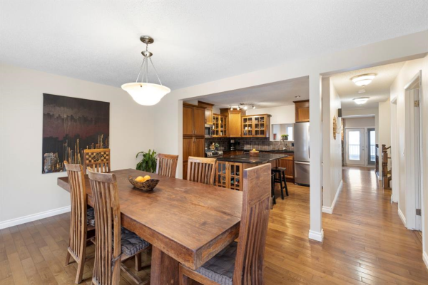 233 37 Street NW, Calgary