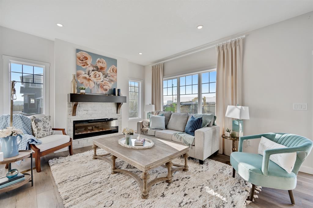 1301 Bayview Point
