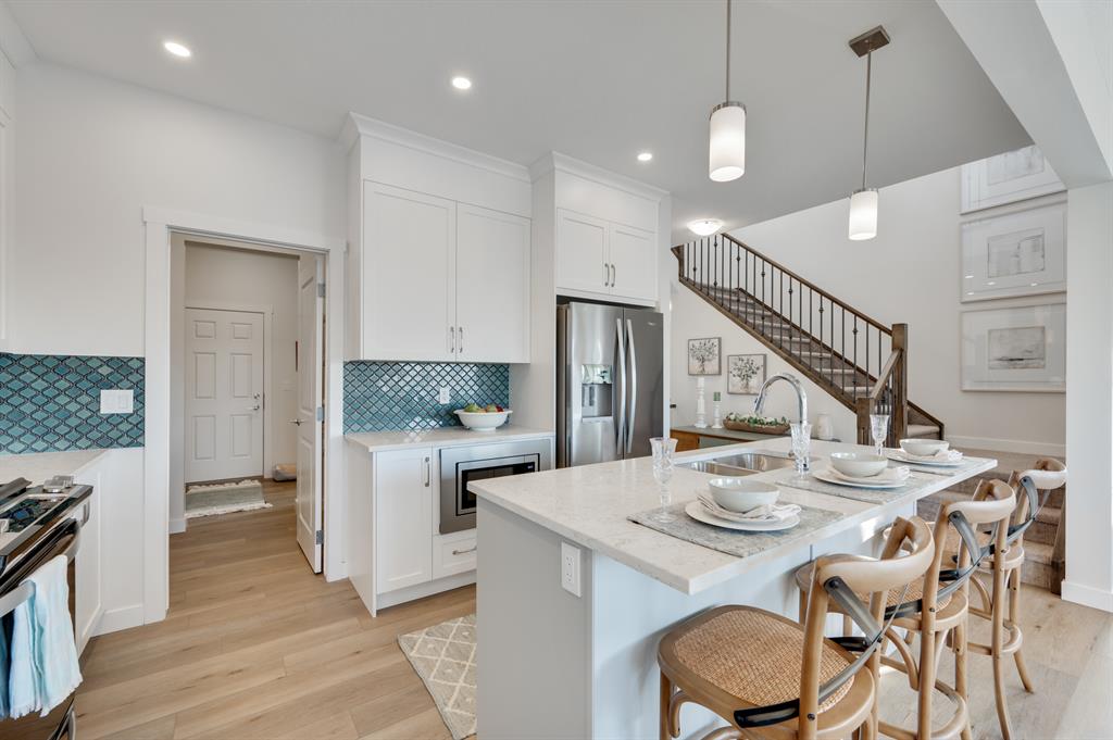 1301 Bayview Point