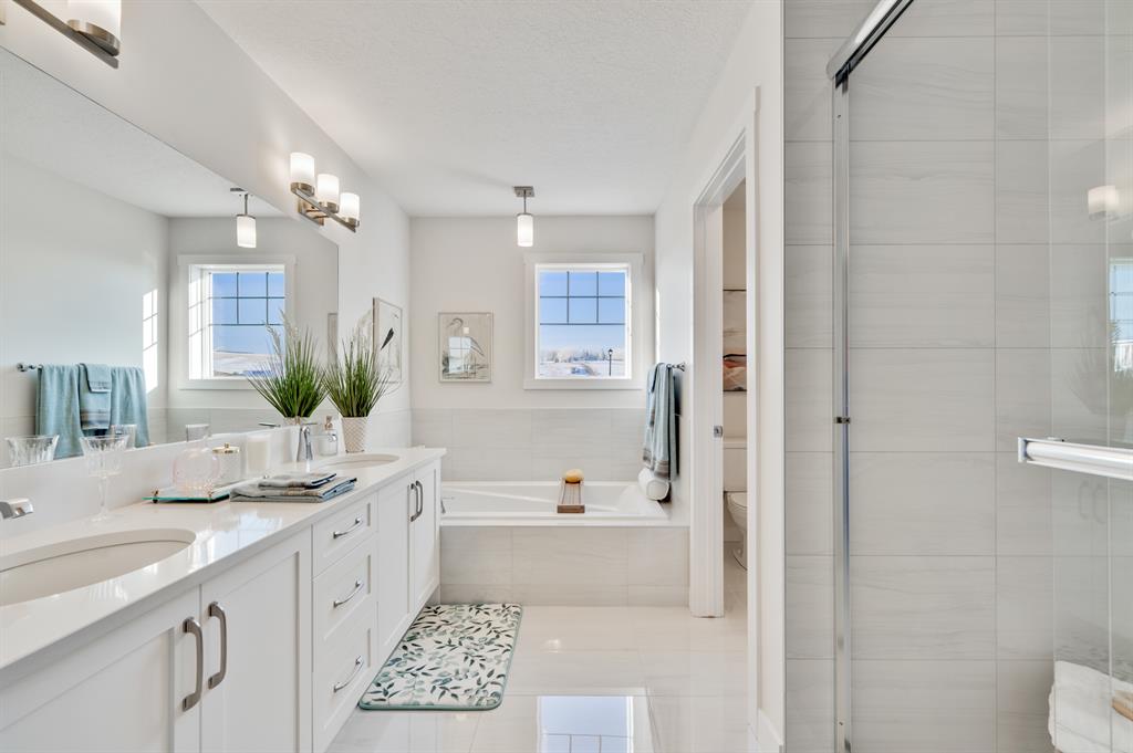 1301 Bayview Point