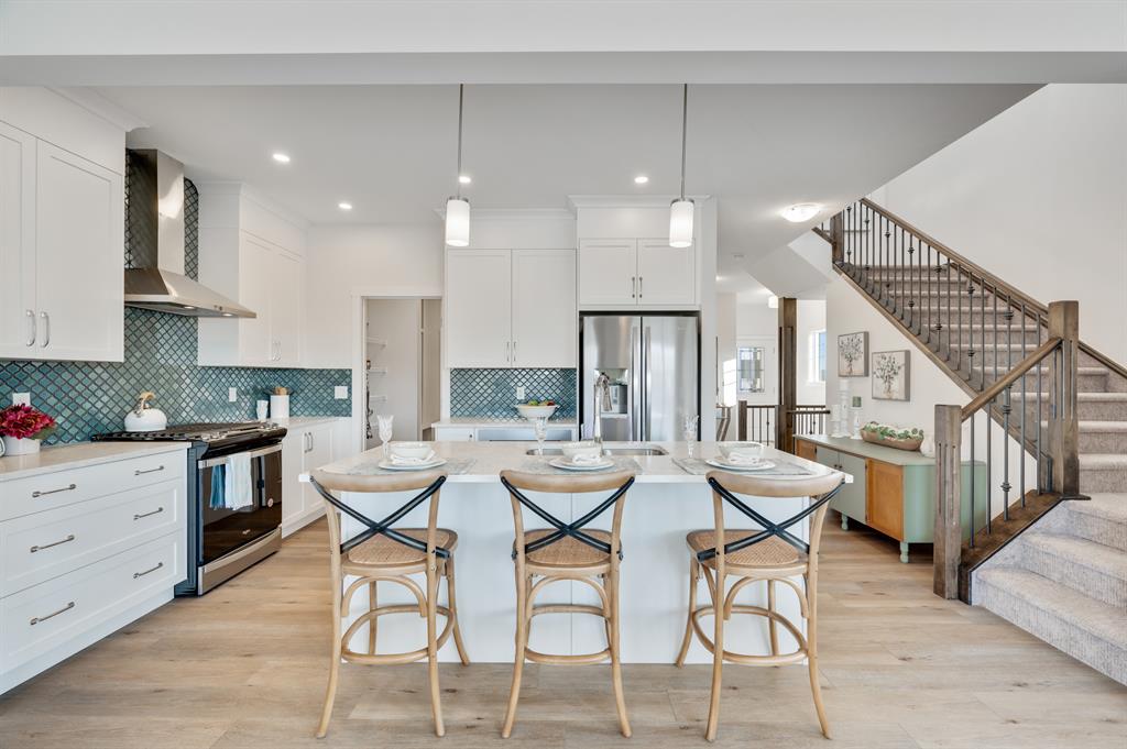 1301 Bayview Point