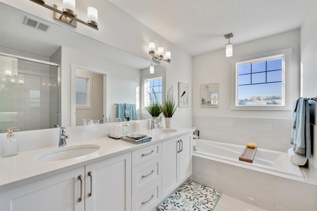 1301 Bayview Point
