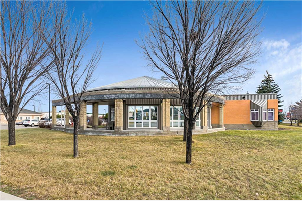 325 Woodgate Road, Okotoks