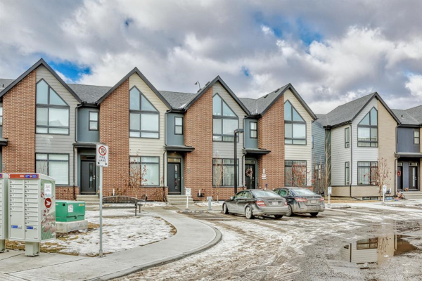 124 Sage Meadows Gardens NW, Calgary