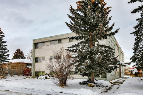 56 Hamlet Road SW, Calgary