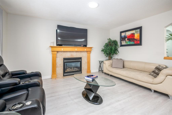 273 Evansmeade Circle NW, Calgary