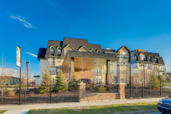 2635 Eversyde Avenue SW, Calgary