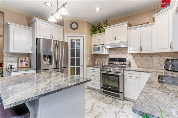 63 Taravista Drive NE, Calgary