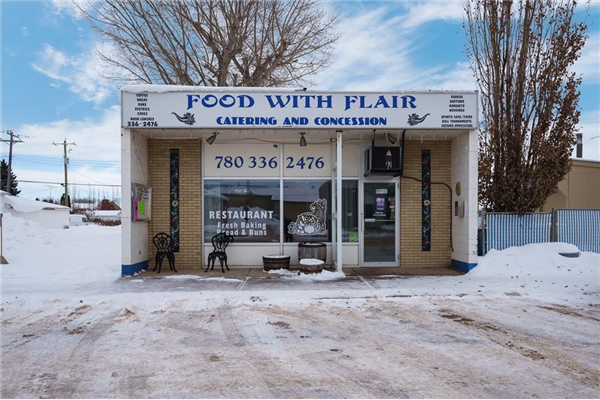 5307 50 Street, Viking