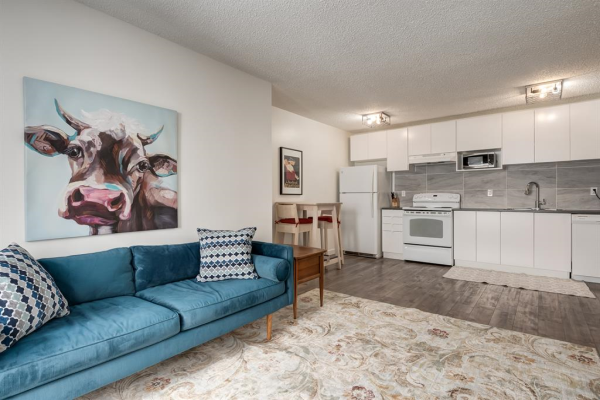 709 3 Avenue NW, Calgary