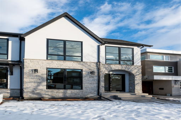2108 28 Avenue SW, Calgary