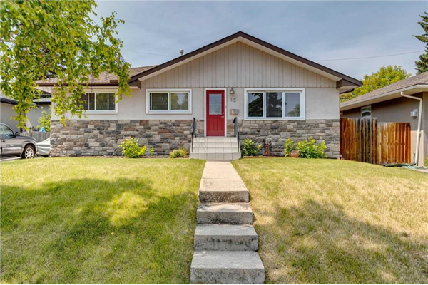 15 45 Street SW, Calgary
