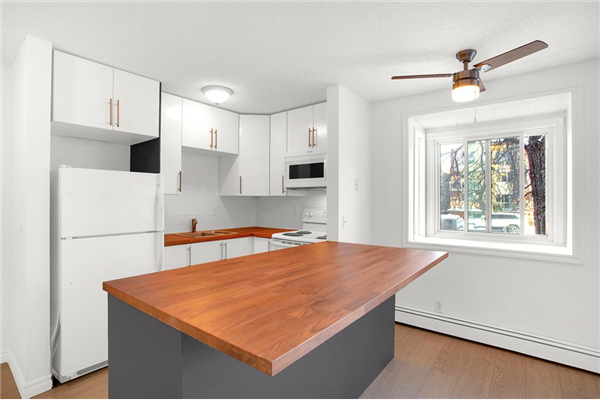 1821 11 Avenue SW, Calgary