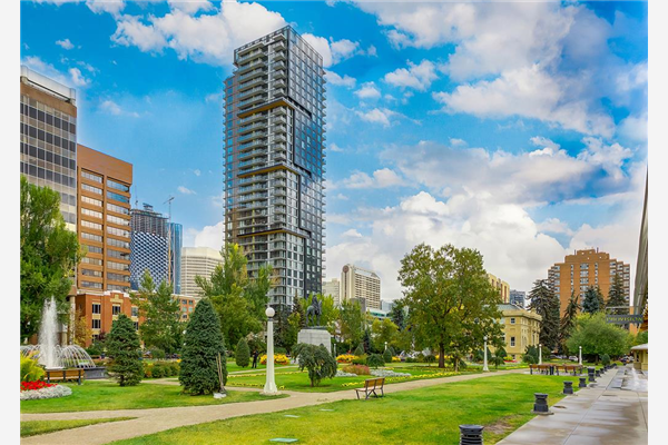 310 12 Avenue SW, Calgary