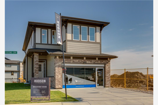 48 Creekstone Cove SW, Calgary