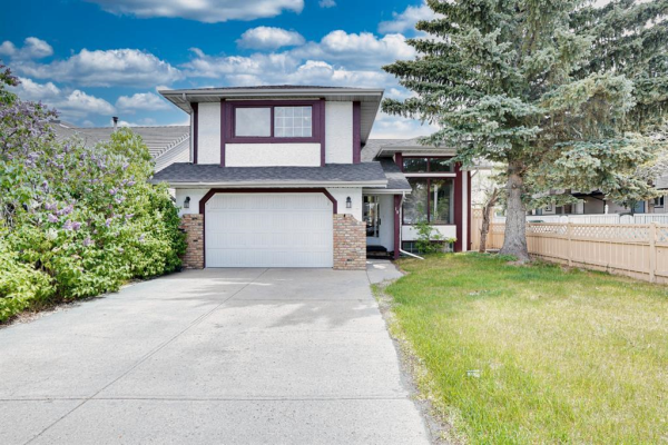 19 Ventura Way NE, Calgary