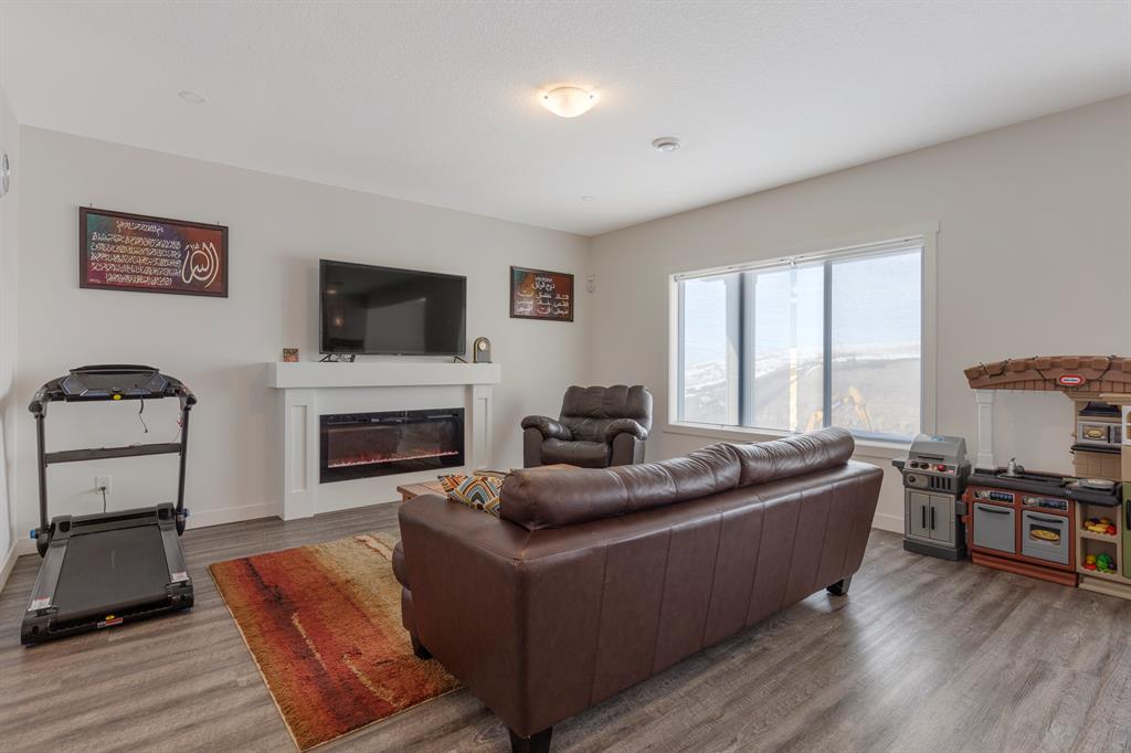 Listing A2029926 - Large Photo # 32