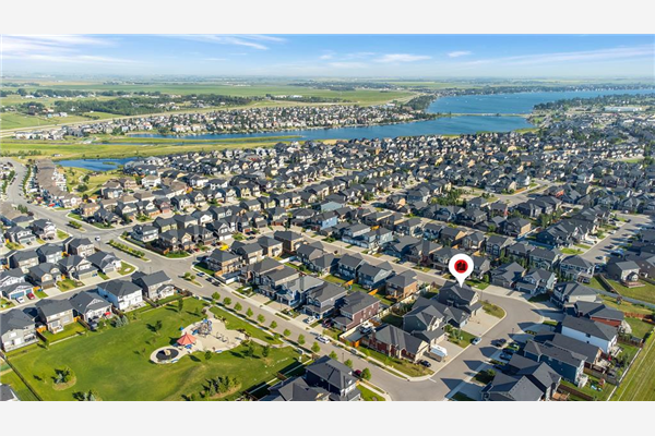 177 Aspenmere Way, Chestermere