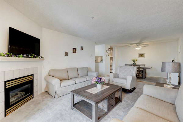 33 Arbour Grove Close NW, Calgary