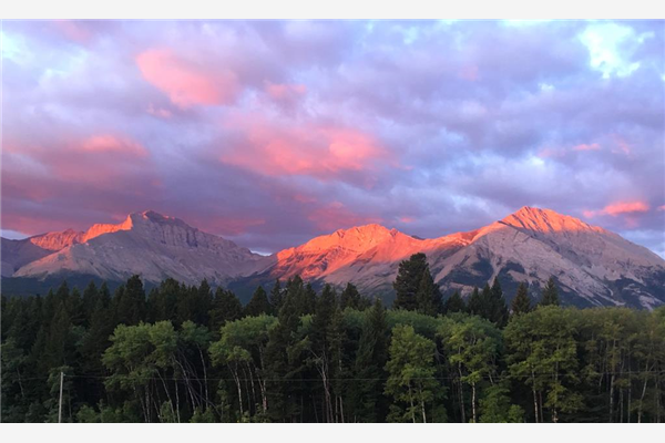 2301 Tecumseh Road, Rural Crowsnest Pass